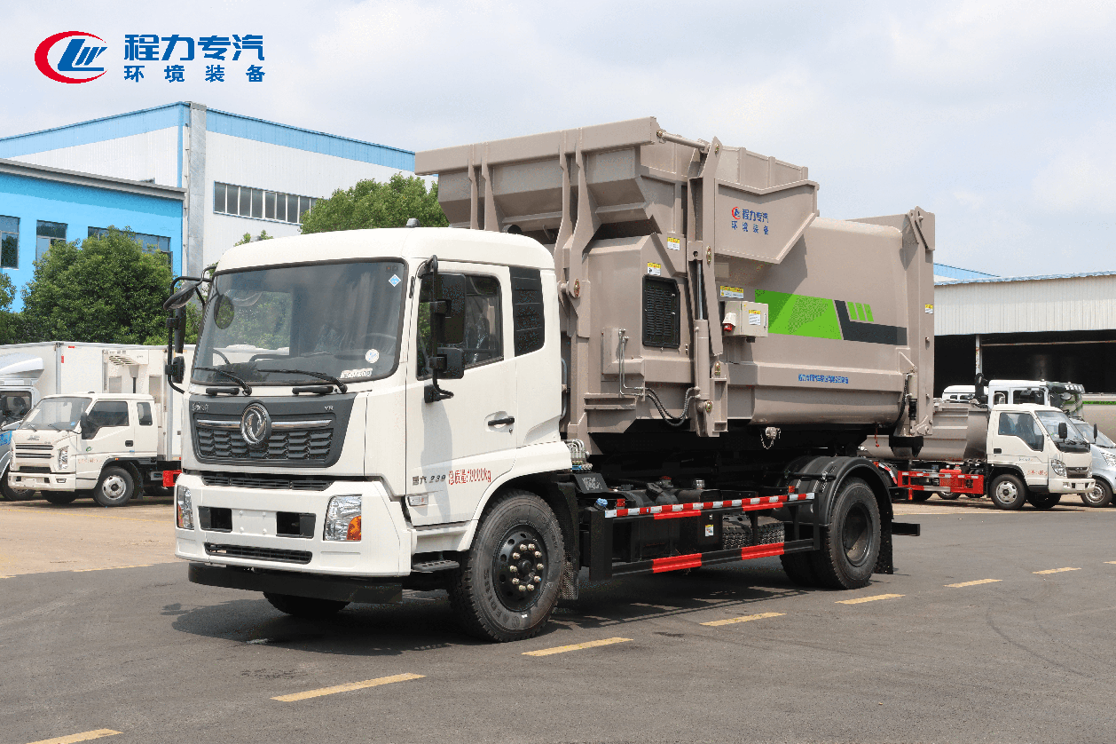 东风天锦勾臂垃圾车