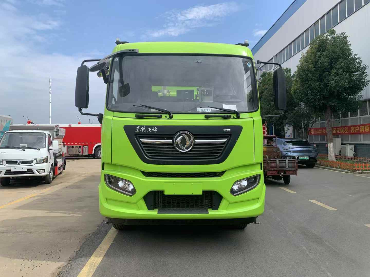 东风天锦扫路车