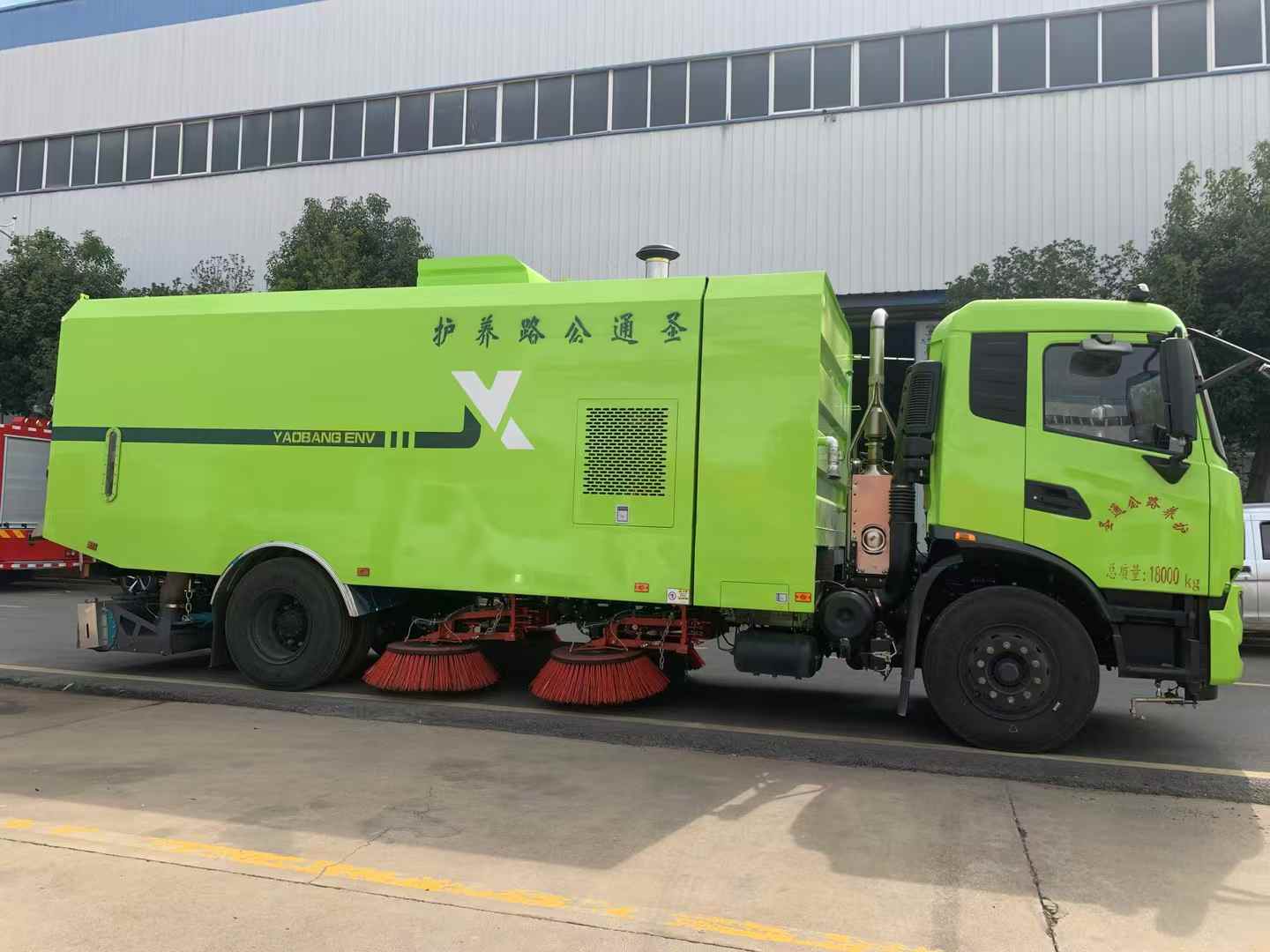 东风天锦扫路车