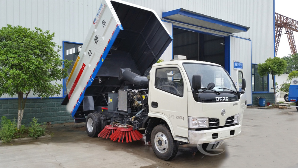 不上牌东风福瑞卡扫路车