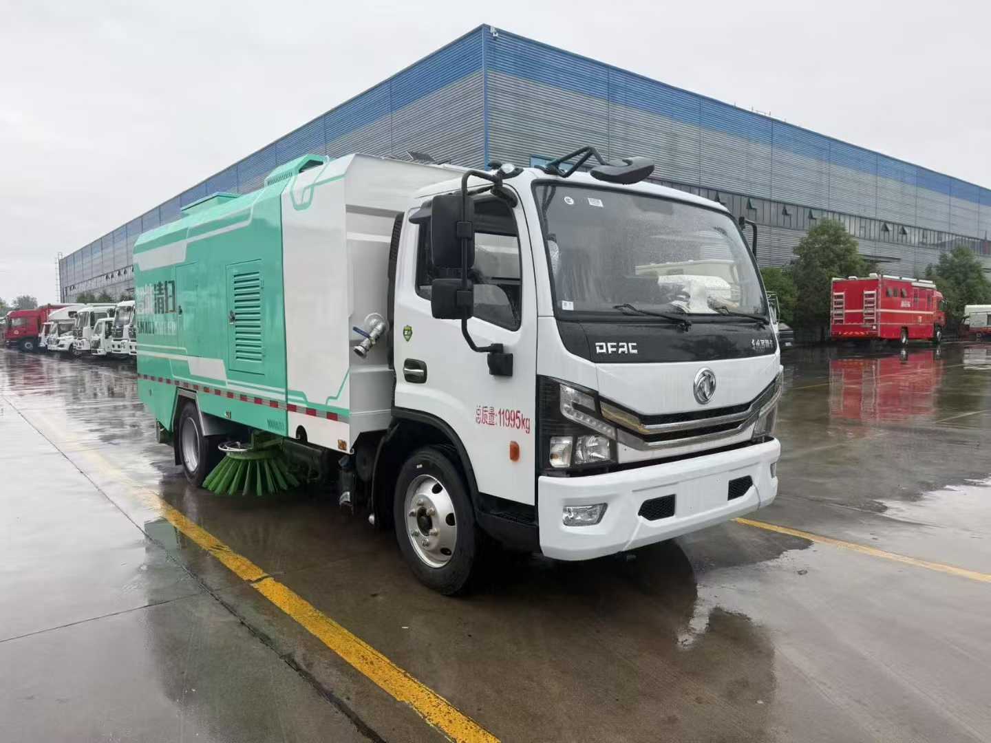 东风大多利卡9方道路污染清除车