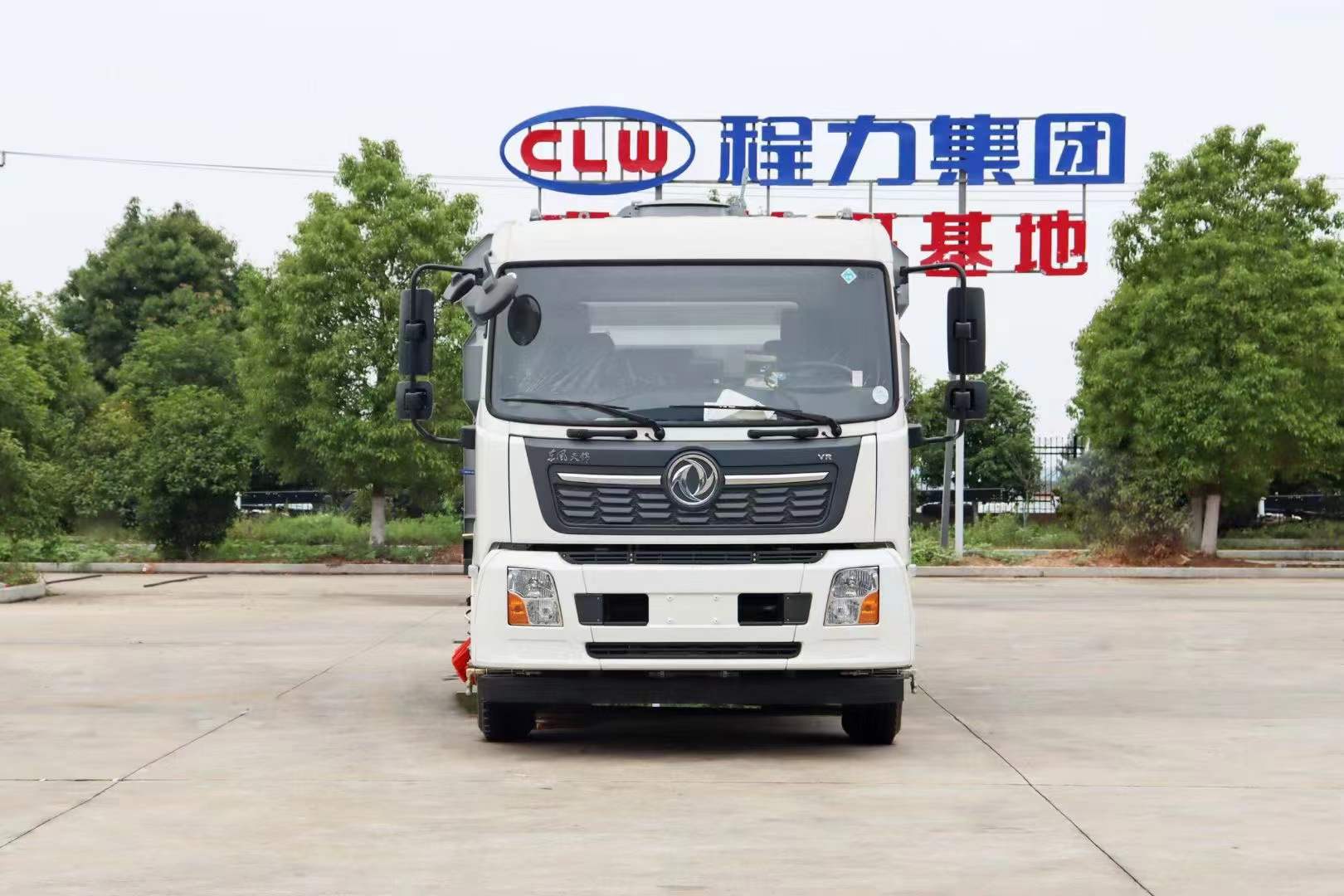 东风天锦洗扫车