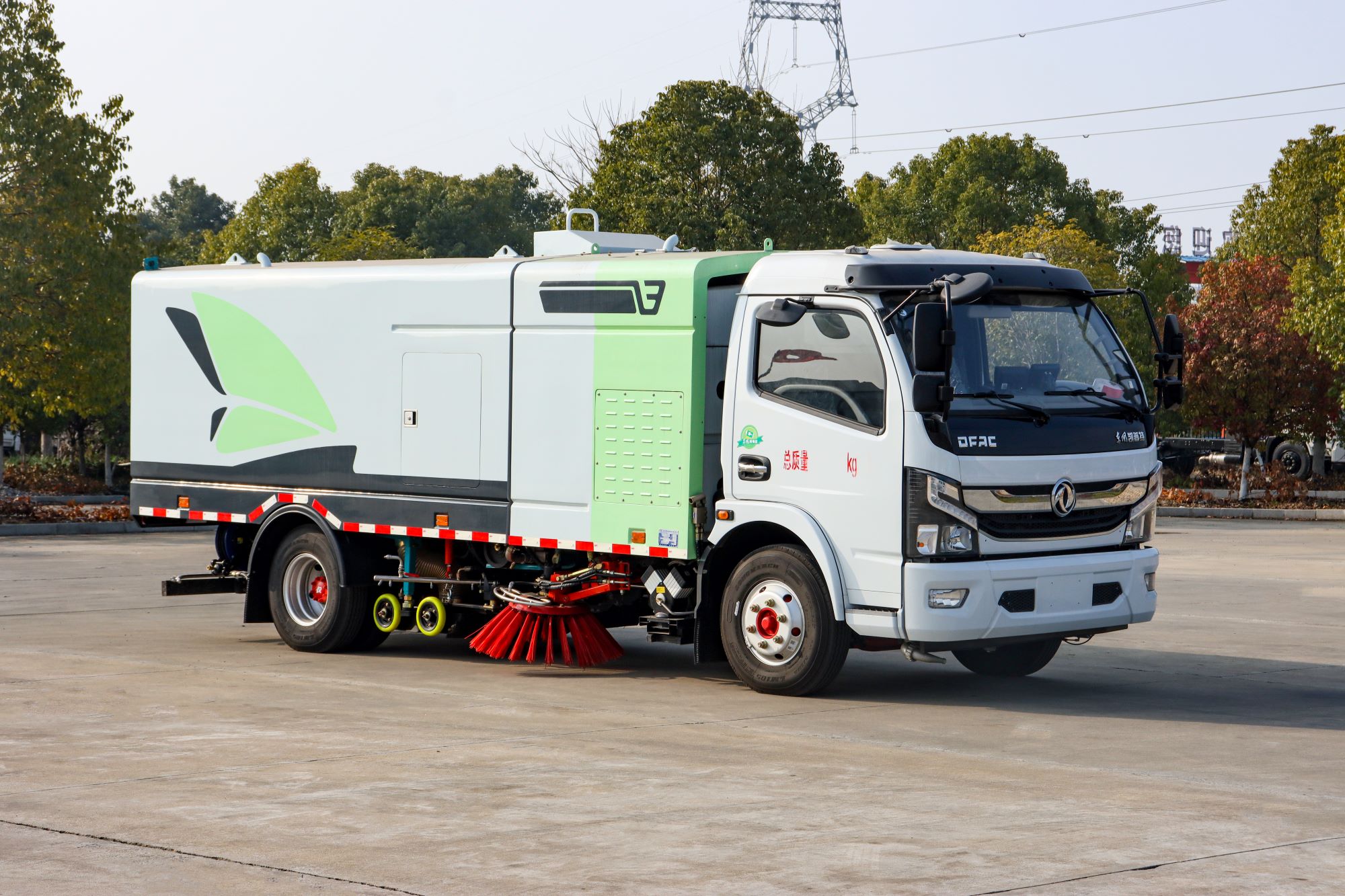 东风凯普特纯电动洗扫车