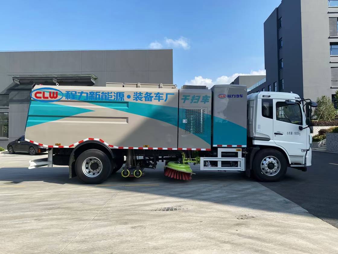 东风天锦纯电动干扫吸尘车