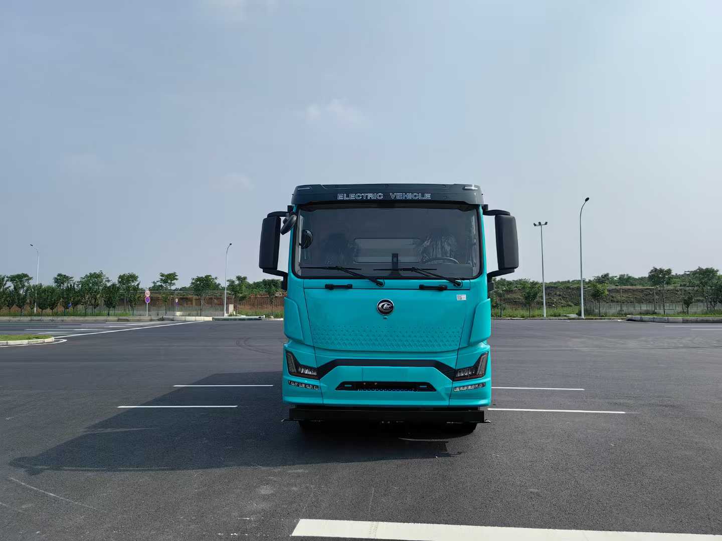 壹为18T纯电动洗扫车