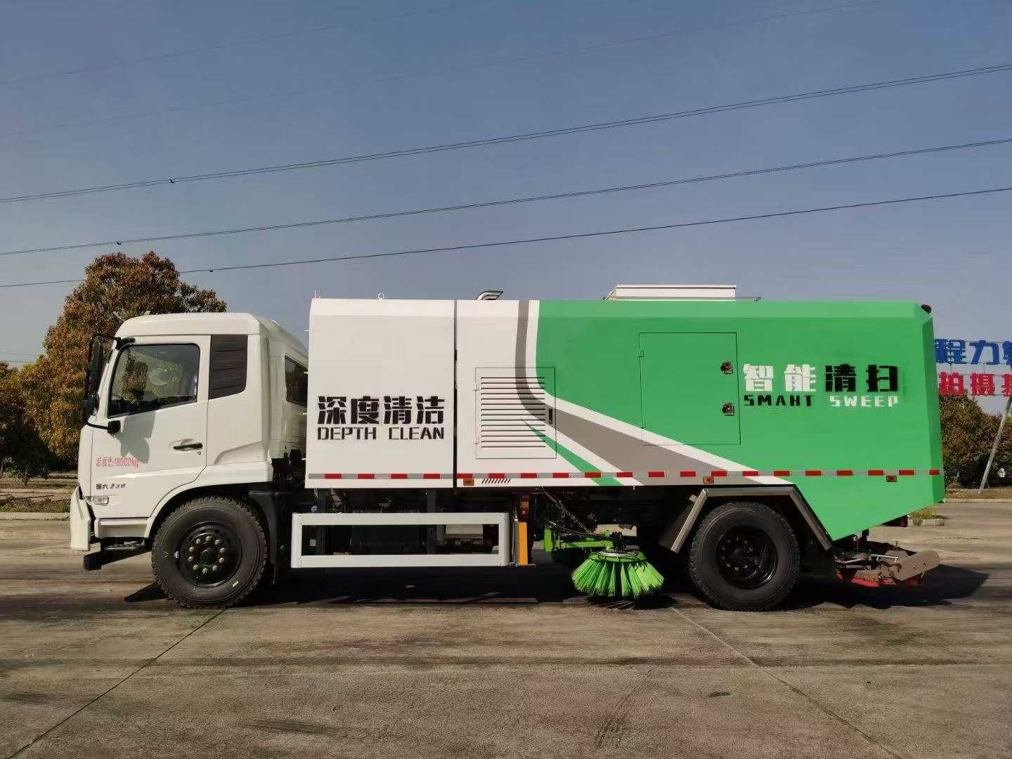 东风天锦18吨道路污染清除车